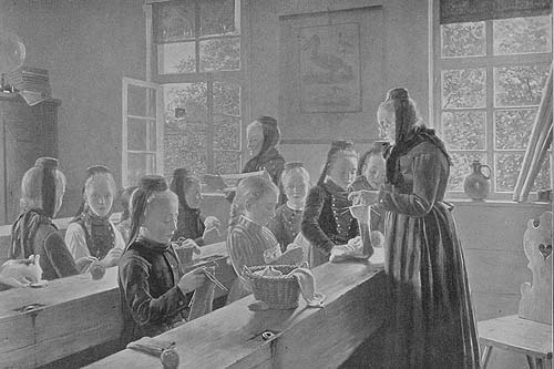 The Knitting School